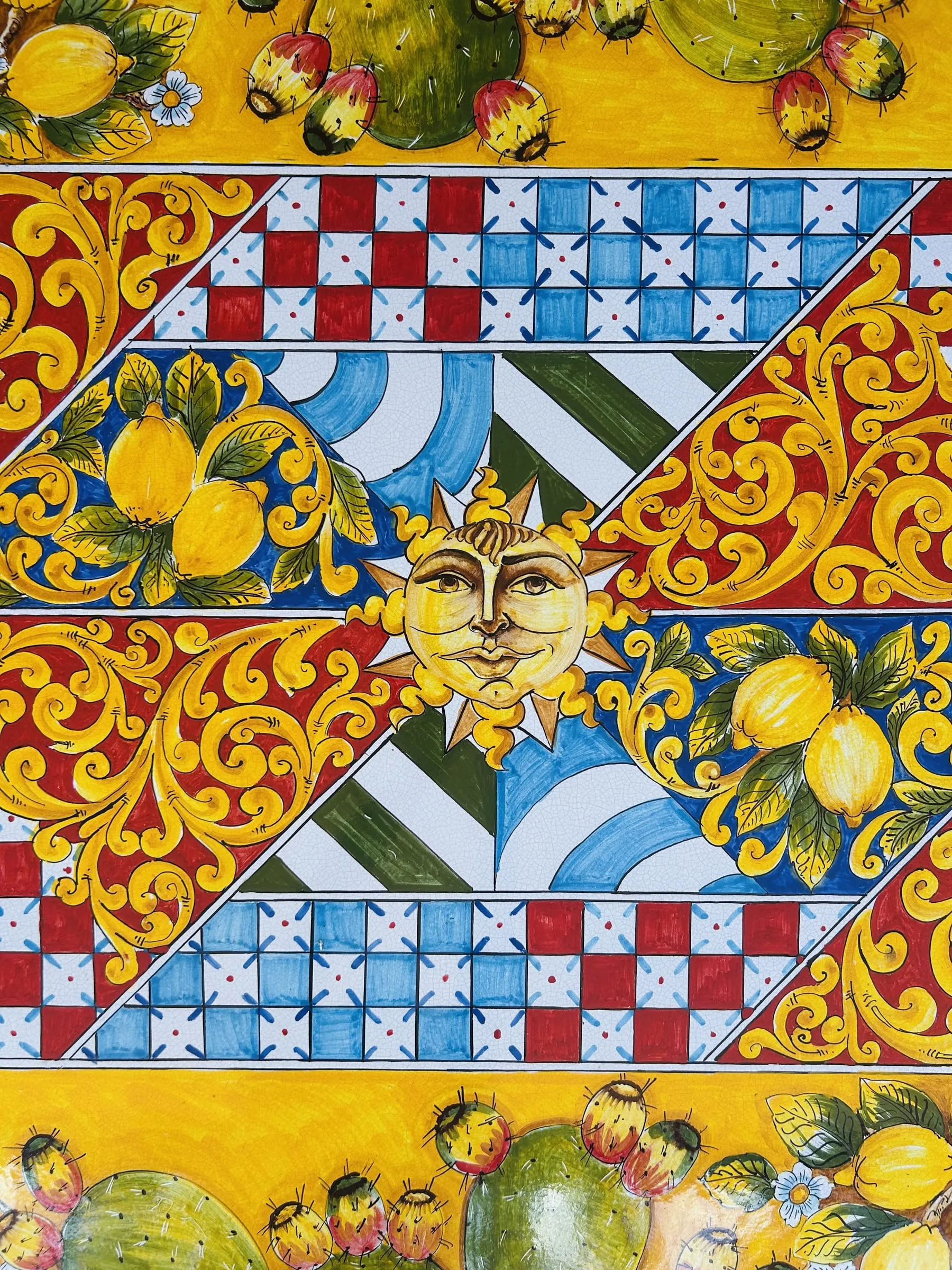 Detail of the Sicilian ceramic table