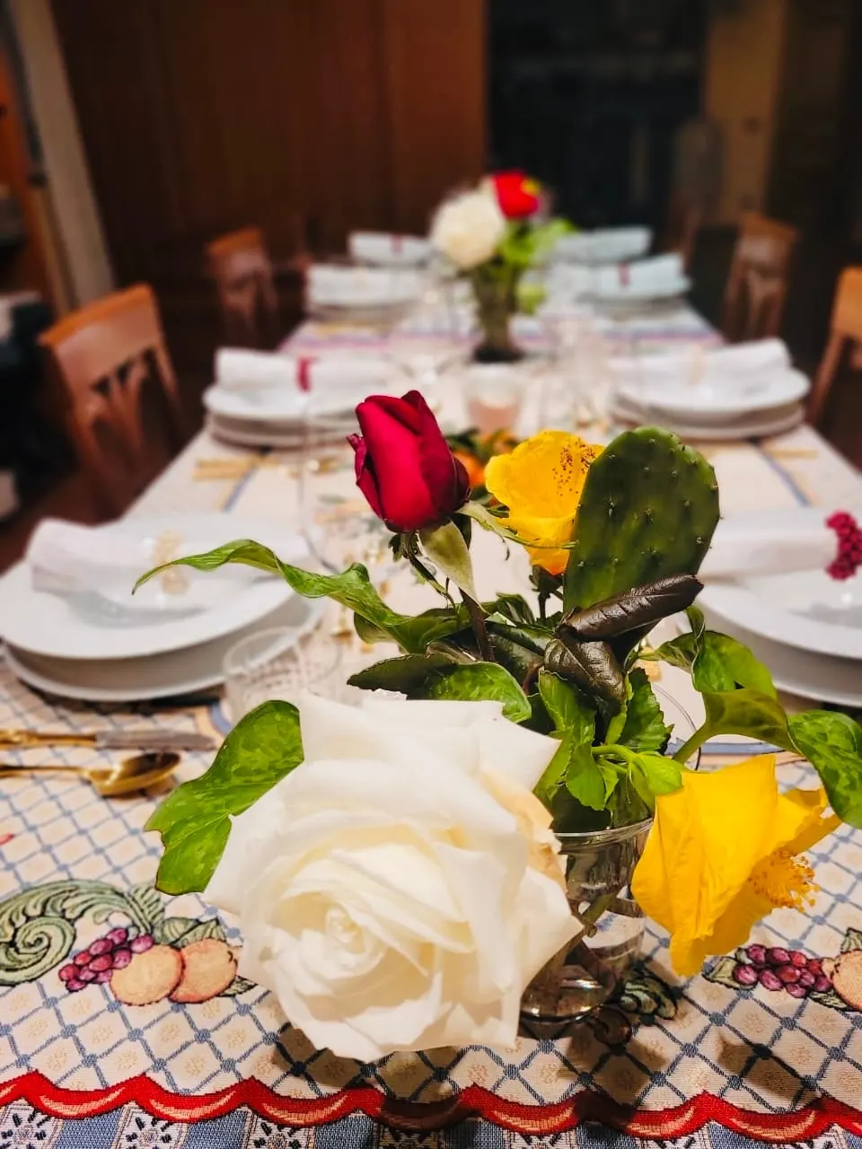 Table set with roses